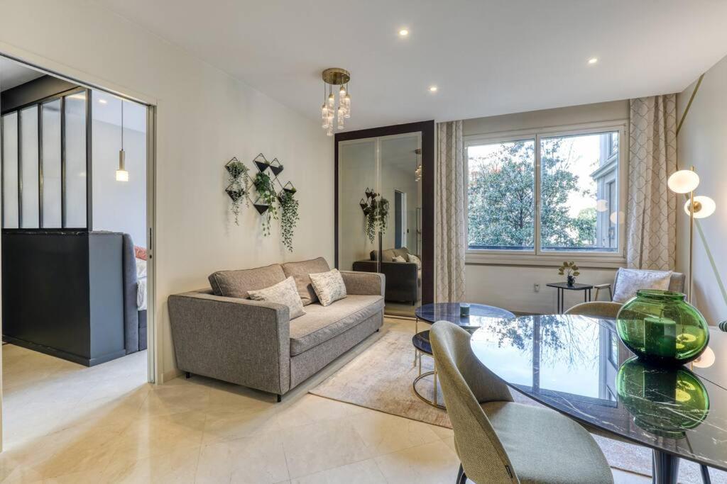 Montaigne Executive Suite Παρίσι Εξωτερικό φωτογραφία