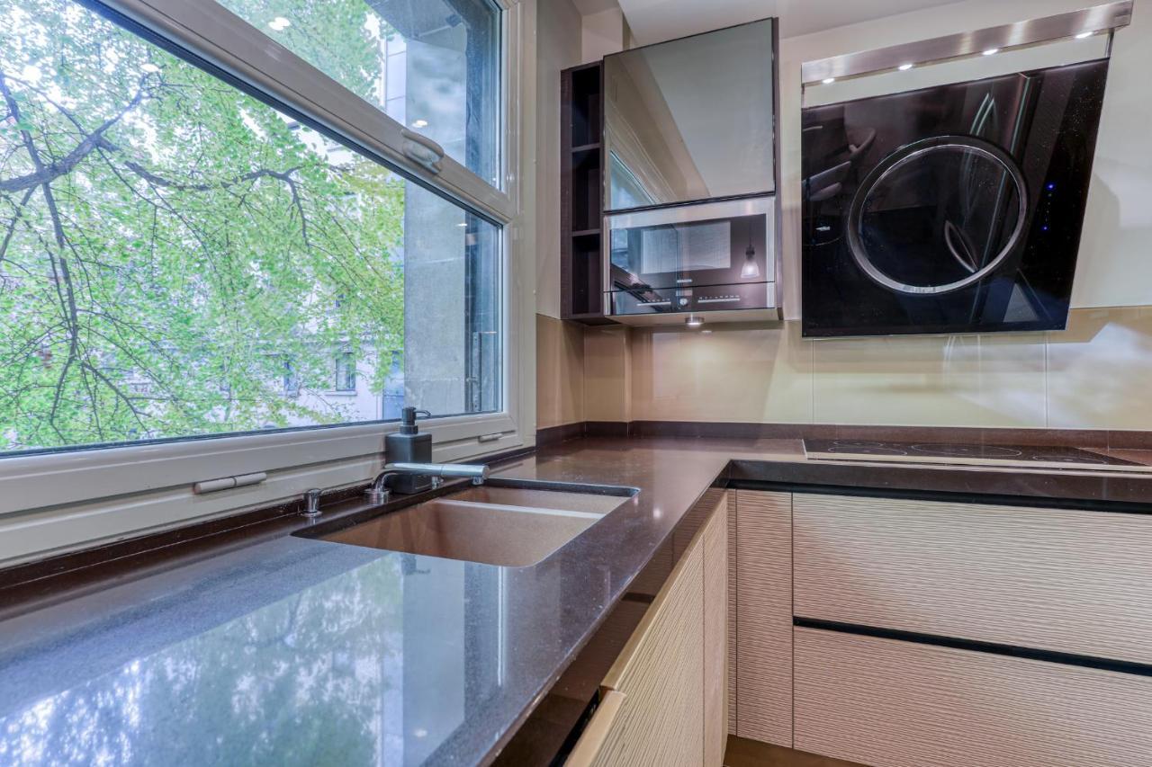Montaigne Executive Suite Παρίσι Εξωτερικό φωτογραφία